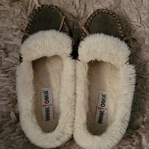 Slippers size 7 in great condition